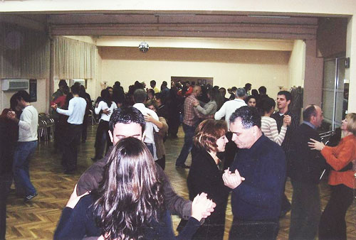 Tečaj standardnih i latinsko-američkih plesova